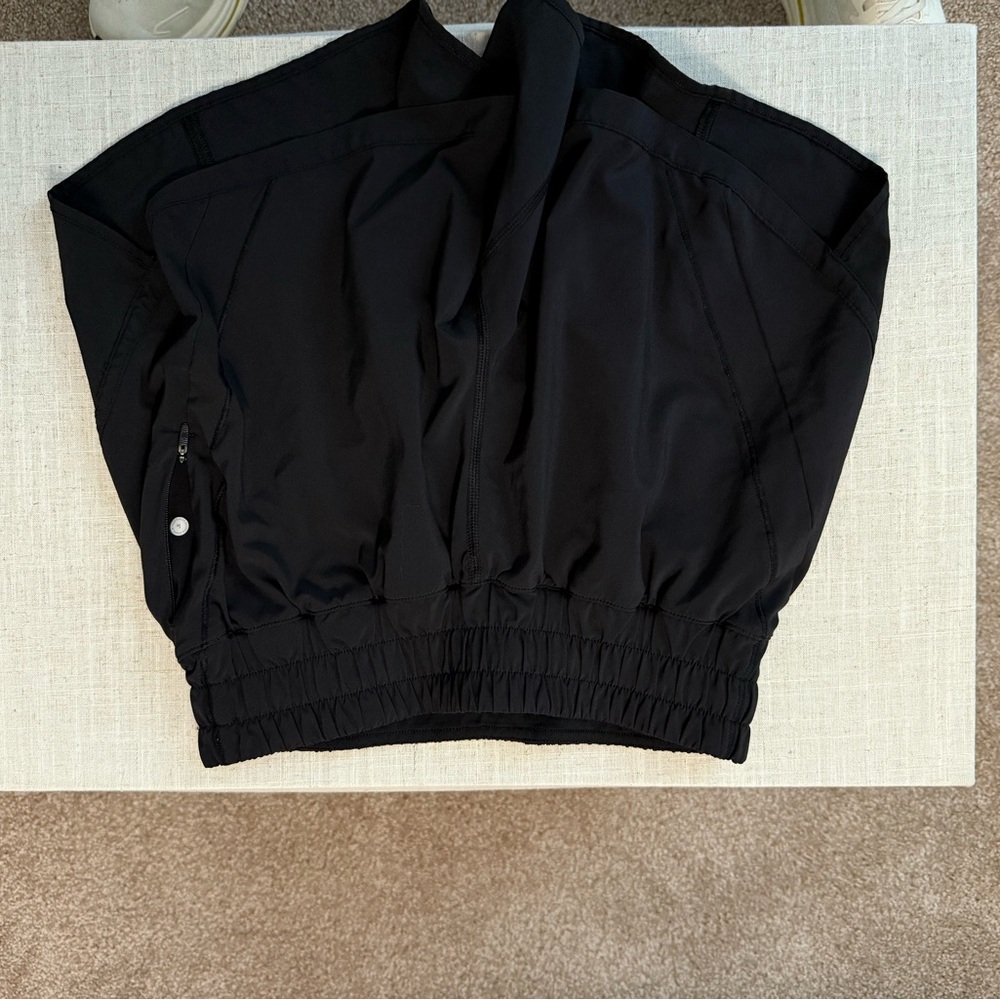 Track That High-Rise Lined Short 5" size 4 great condition - Picture 4 of 8